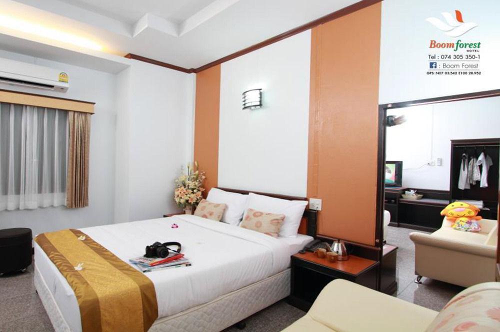 Boom Forest Hotel Hat Yai Bagian luar foto