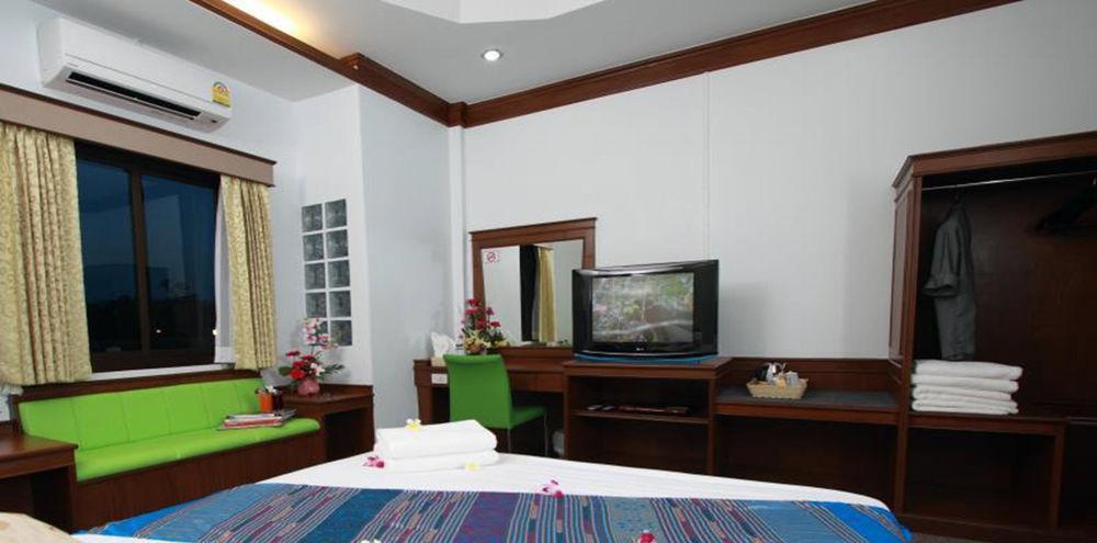 Boom Forest Hotel Hat Yai Bagian luar foto